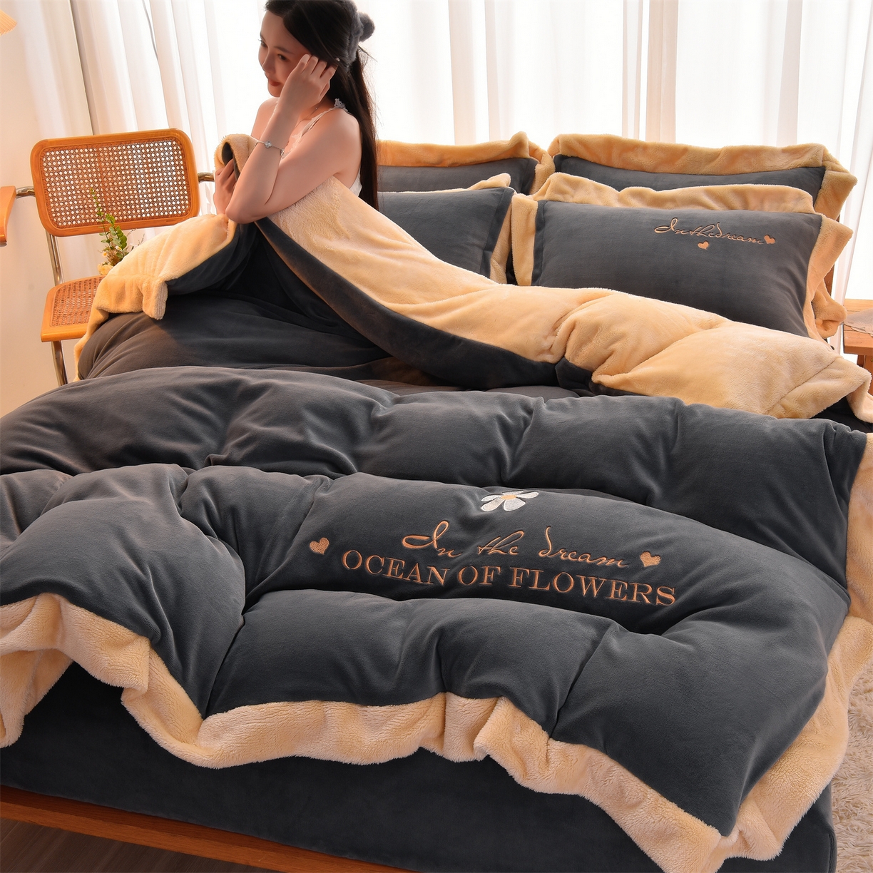 91家纺网 家纺一手货源 找家纺 笙意 新款牛奶绒刺绣四件套-繁花系列 繁花-绅士灰