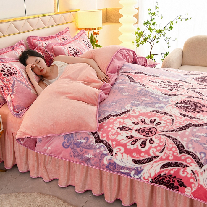 91家纺网 家纺一手货源 找家纺 曼尼家纺 2025新款7斤高克重牛奶绒四件套 豆蔻