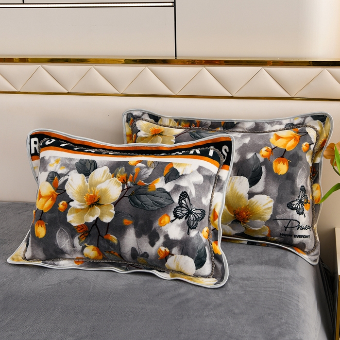 91家纺网 家纺一手货源 找家纺 曼尼家纺 2025新款7斤高克重牛奶绒四件套 花满庭