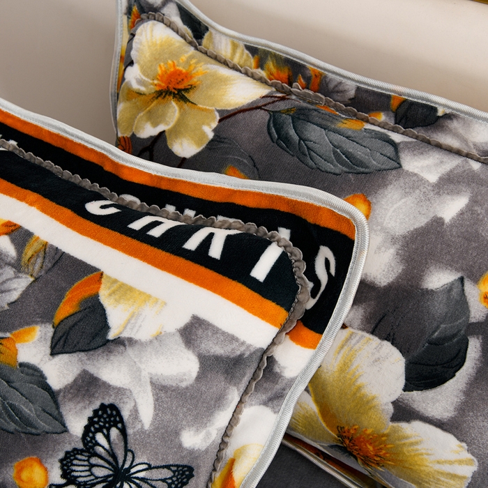 91家纺网 家纺一手货源 找家纺 曼尼家纺 2025新款7斤高克重牛奶绒四件套 花满庭