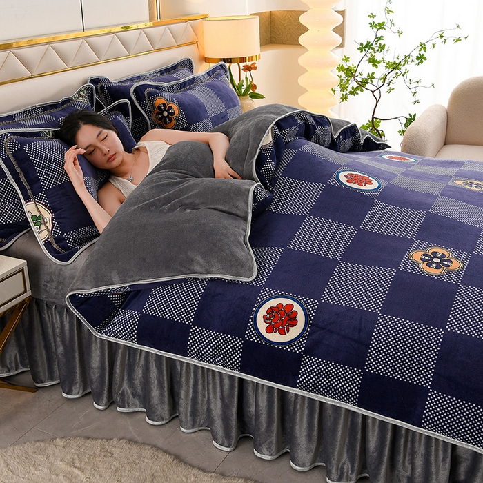 91家纺网 家纺一手货源 找家纺 曼尼家纺 2025新款7斤高克重牛奶绒四件套 多宝阁