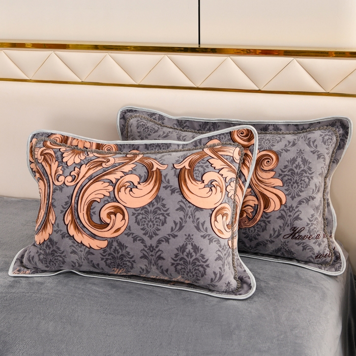 91家纺网 家纺一手货源 找家纺 曼尼家纺 2025新款7斤高克重牛奶绒四件套 浪漫灰