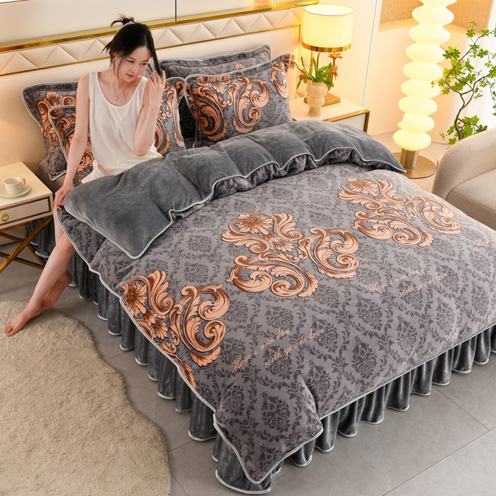 91家纺网 家纺一手货源 找家纺 曼尼家纺 2025新款7斤高克重牛奶绒四件套 浪漫灰