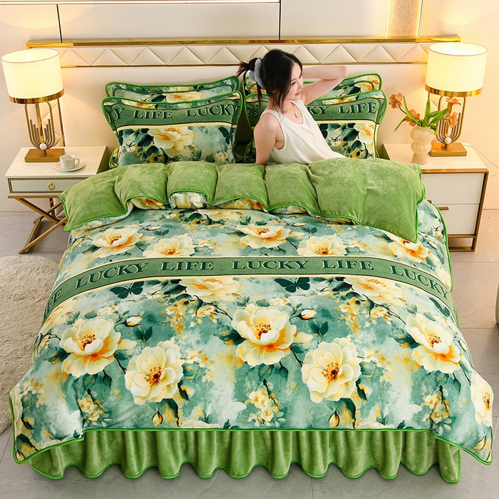 91家纺网 家纺一手货源 找家纺 曼尼家纺 2025新款7斤高克重牛奶绒四件套 繁华似锦