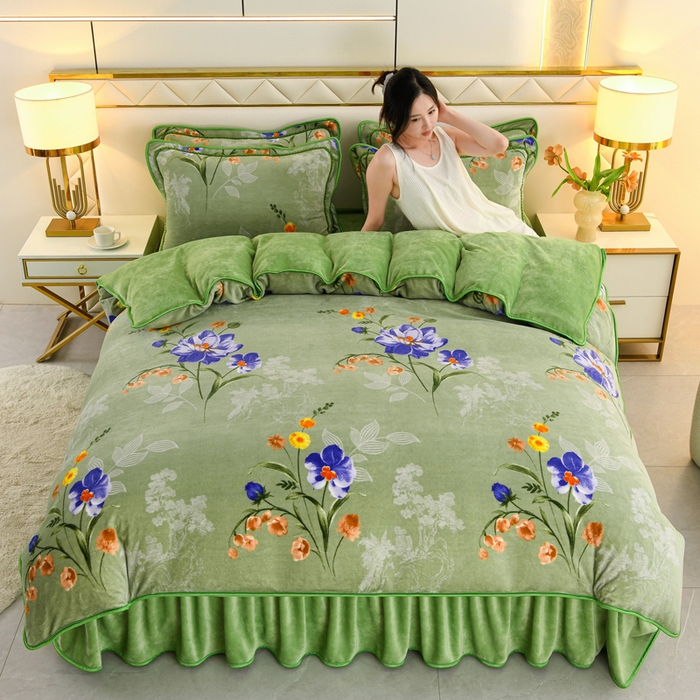 91家纺网 家纺一手货源 找家纺 曼尼家纺 2025新款7斤高克重牛奶绒四件套 花样情怀