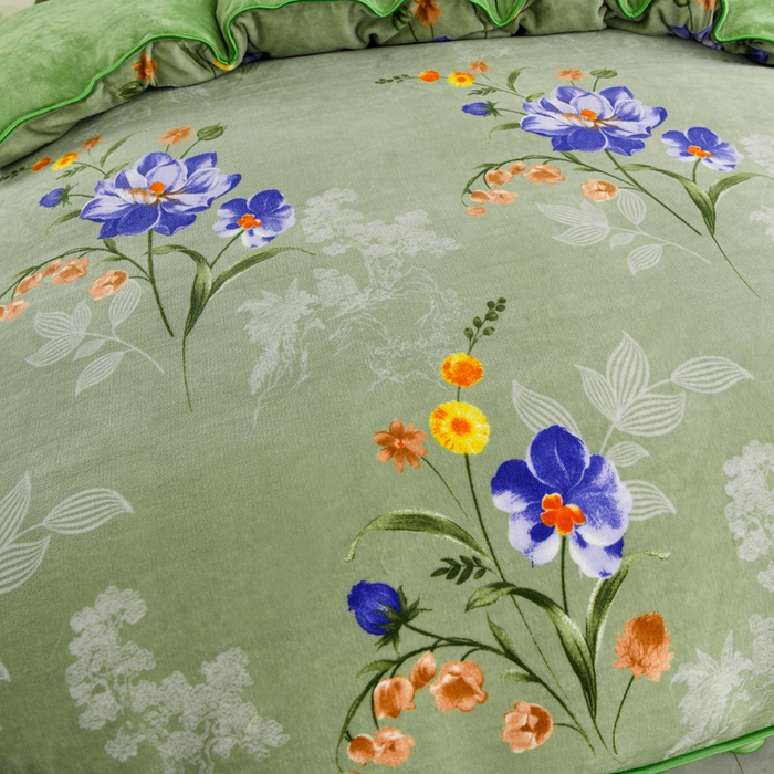 91家纺网 家纺一手货源 找家纺 曼尼家纺 2025新款7斤高克重牛奶绒四件套 花样情怀