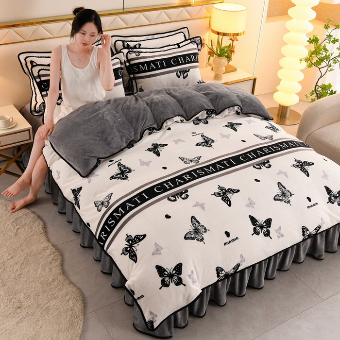 91家纺网 家纺一手货源 找家纺 曼尼家纺 2025新款7斤高克重牛奶绒四件套 幻蝶