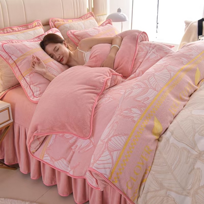 91家纺网 家纺一手货源 找家纺 曼尼家纺 2025新款7斤高克重牛奶绒四件套 约定