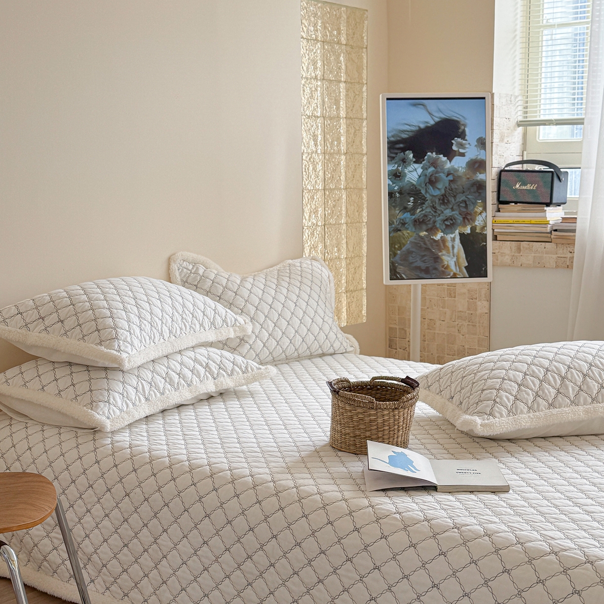 91家纺网 家纺一手货源 找家纺 （总）漫调家纺 2025新款全棉ins风蝴蝶结韩系奶油花边床盖三件套