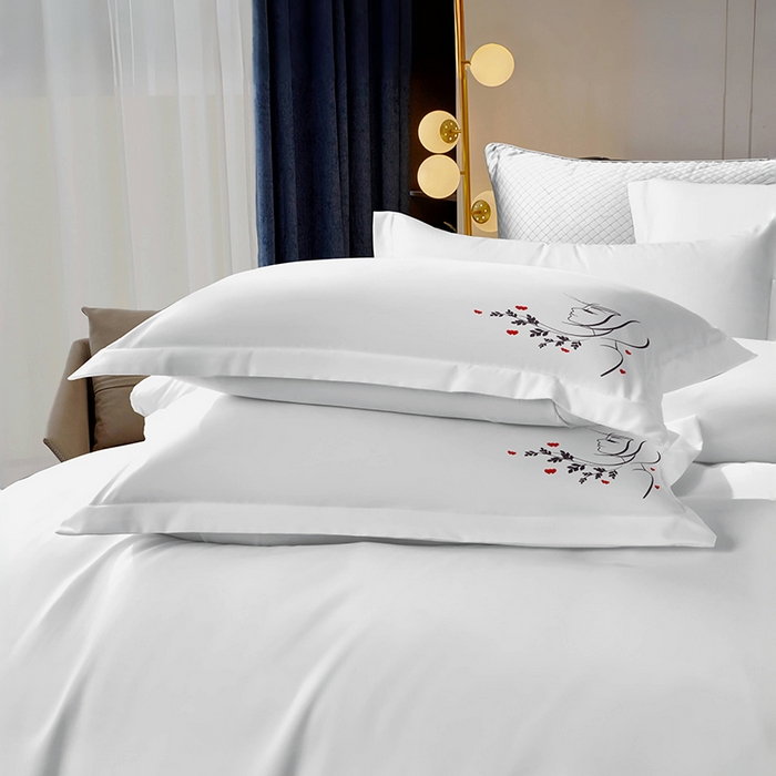 91家纺网 家纺一手货源 找家纺 啊雅家居 2025新款欧式绣花加厚酒店民宿磨毛绣花四件套 情侣酒店