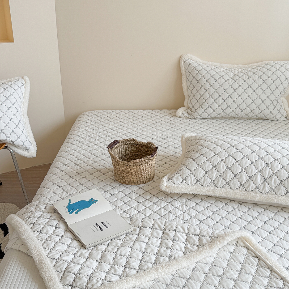 91家纺网 家纺一手货源 找家纺 （总）漫调家纺 2025新款全棉ins风蝴蝶结韩系奶油花边床盖三件套