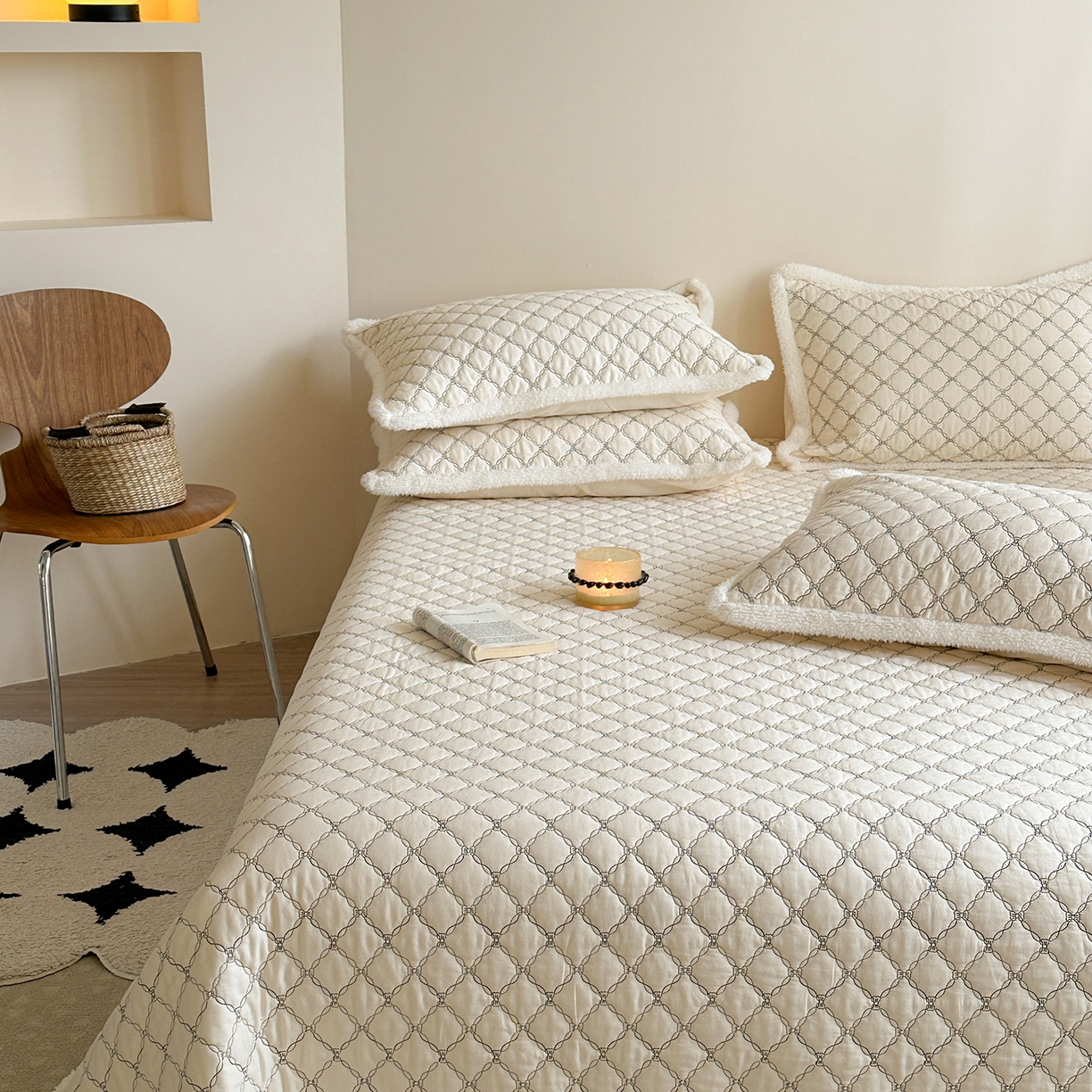 91家纺网 家纺一手货源 找家纺 漫调家纺 2025新款全棉ins风蝴蝶结韩系奶油花边床盖三件套 奶油杏