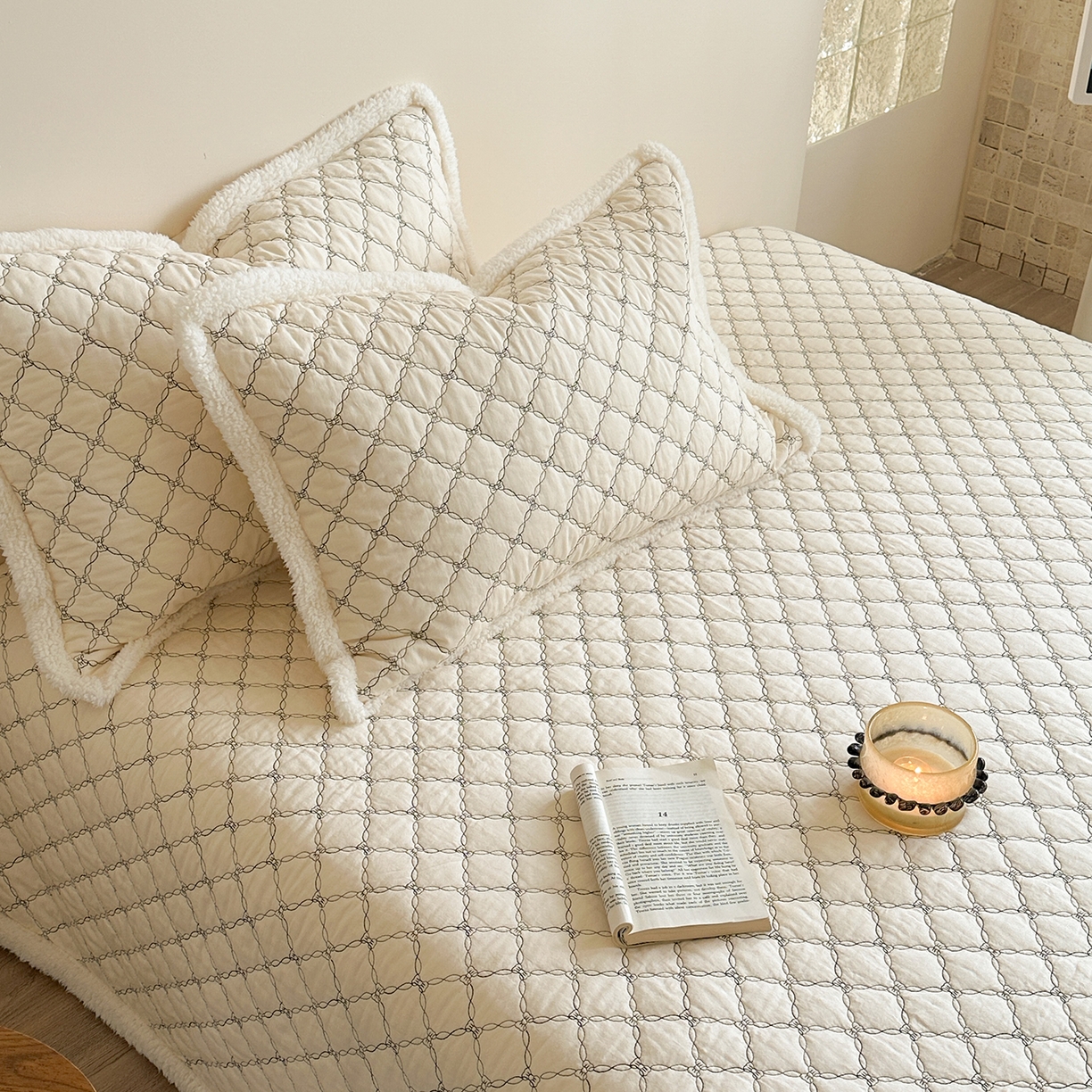 91家纺网 家纺一手货源 找家纺 漫调家纺 2025新款全棉ins风蝴蝶结韩系奶油花边床盖三件套 奶油杏