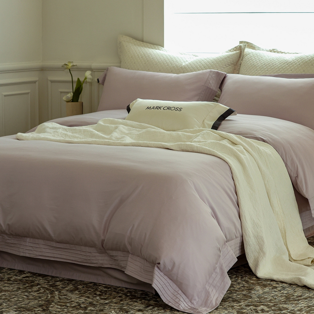 91家纺网 家纺一手货源 找家纺 佳汐蓝家纺 2025新款静奢简约高级质感超细旦天丝棉磨毛系列四件套-热可可 蒙太奇-风信紫