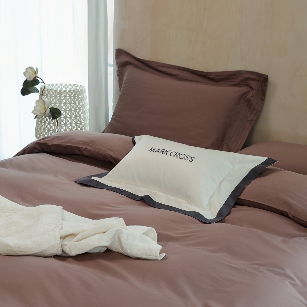 91家纺网 家纺一手货源 找家纺 佳汐蓝家纺 2025新款静奢简约高级质感超细旦天丝棉磨毛系列四件套-热可可 蒙太奇-乌龙茶咖