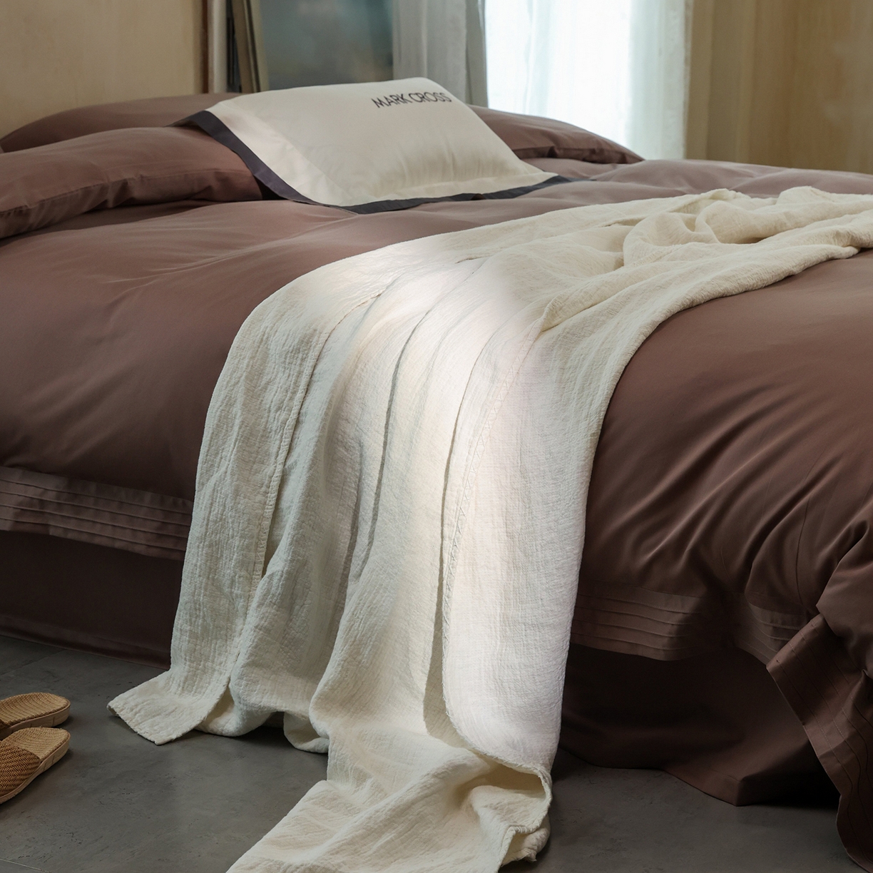 91家纺网 家纺一手货源 找家纺 佳汐蓝家纺 2025新款静奢简约高级质感超细旦天丝棉磨毛系列四件套-热可可 蒙太奇-乌龙茶咖