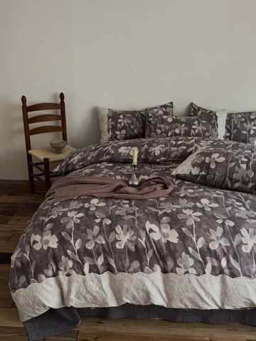 91家纺网 家纺一手货源 找家纺 梦纤绒 2025秋冬新品A类高克重亚麻复古全棉花边侘寂风原麻系列花影棕