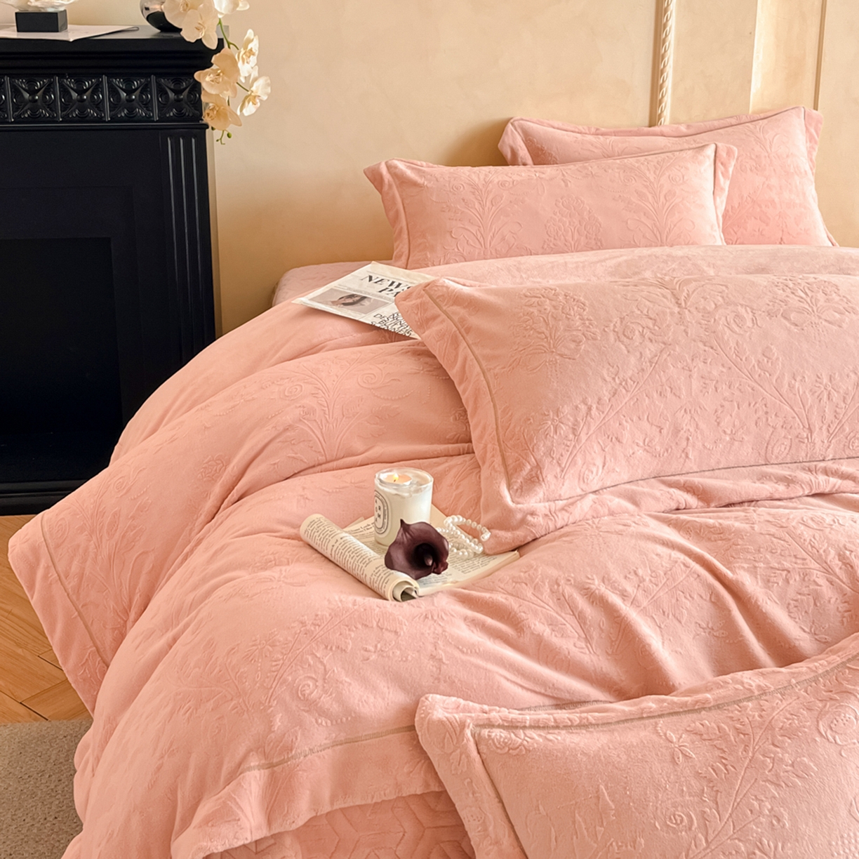91家纺网 家纺一手货源 找家纺 （总）孟鑫家纺 2025新款加厚全消光雕花牛奶绒床盖四件套-维纳斯系列