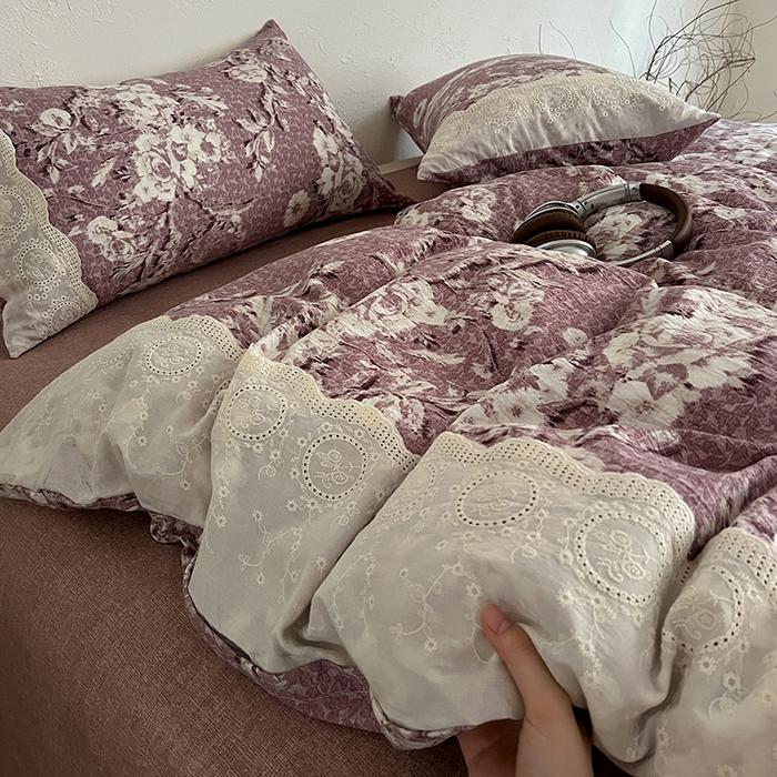 91家纺网 家纺一手货源 找家纺 梦纤绒 2025秋冬新品A类高克重亚麻复古全棉花边侘寂风原麻系列铃兰