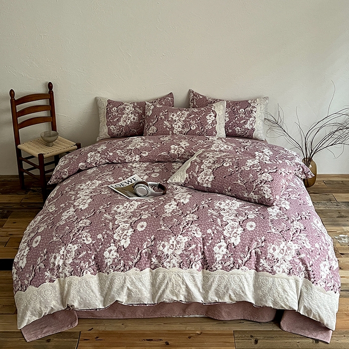 91家纺网 家纺一手货源 找家纺 梦纤绒 2025秋冬新品A类高克重亚麻复古全棉花边侘寂风原麻系列铃兰