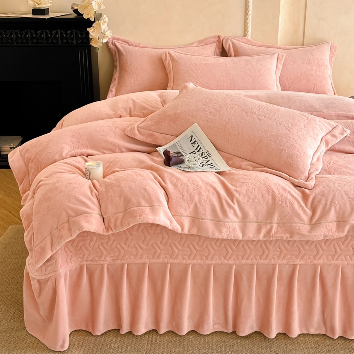 91家纺网 家纺一手货源 找家纺 （总）孟鑫家纺 2025新款加厚全消光雕花牛奶绒床盖四件套-维纳斯系列