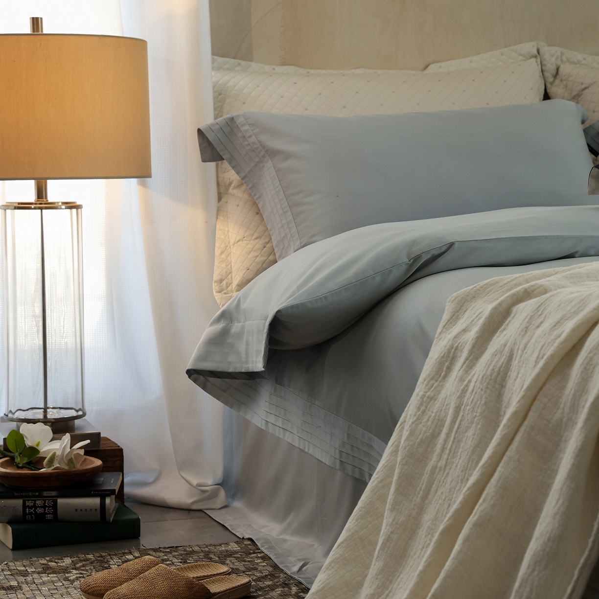 91家纺网 家纺一手货源 找家纺 佳汐蓝家纺 2025新款静奢简约高级质感超细旦天丝棉磨毛系列四件套-热可可 蒙太奇-远天蓝