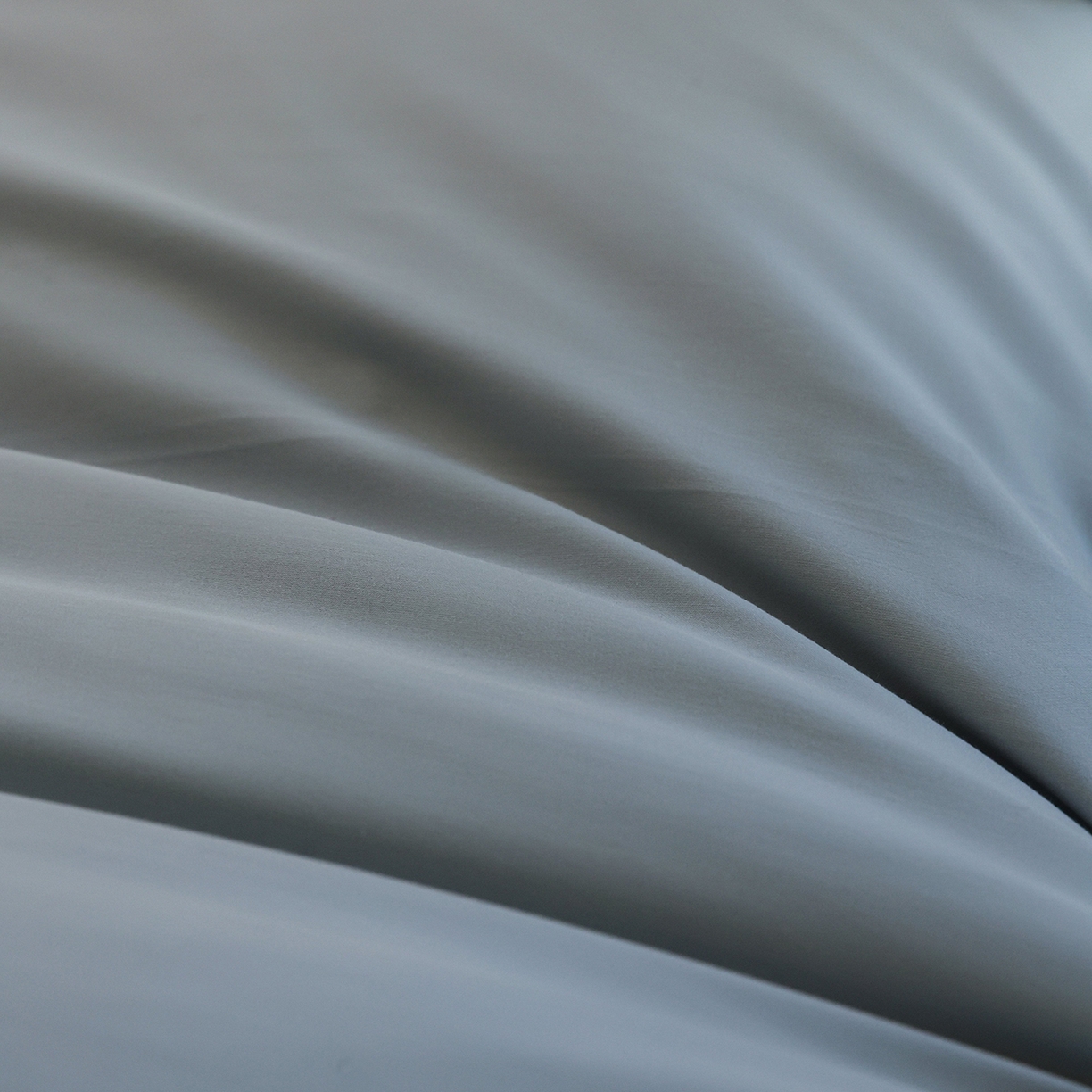 91家纺网 家纺一手货源 找家纺 佳汐蓝家纺 2025新款静奢简约高级质感超细旦天丝棉磨毛系列四件套-热可可 蒙太奇-远天蓝