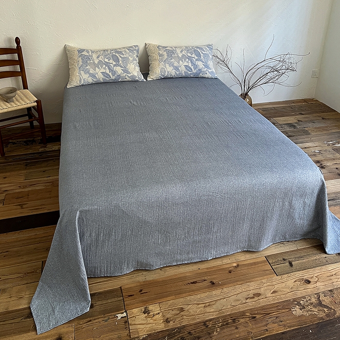 91家纺网 家纺一手货源 找家纺 梦纤绒 2025秋冬新品A类高克重亚麻复古全棉花边侘寂风原麻系列木槿兰