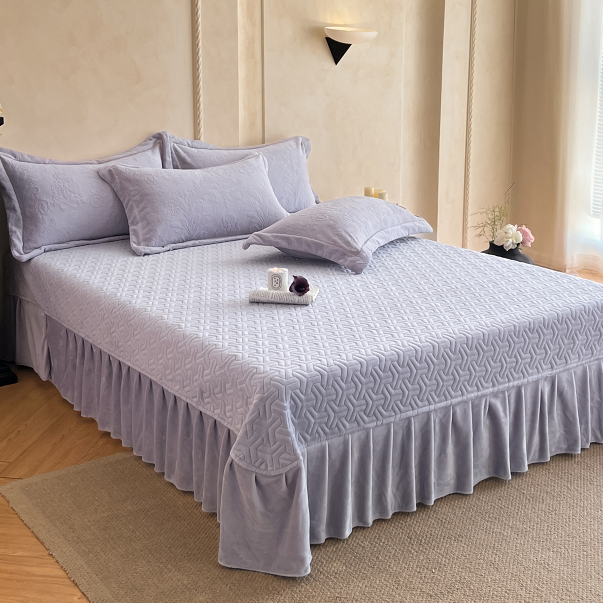 91家纺网 家纺一手货源 找家纺 孟鑫家纺 2025新款加厚全消光雕花牛奶绒床盖四件套-维纳斯系列 香芋紫