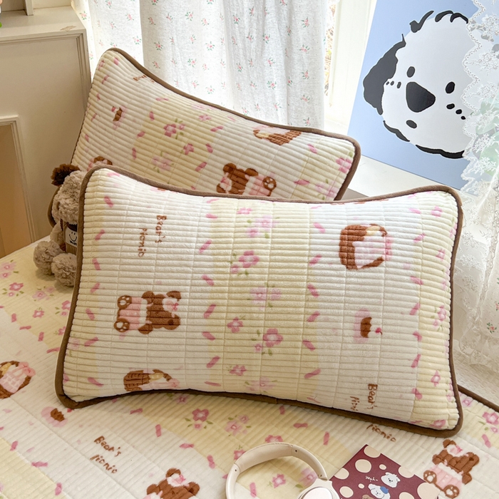 91家纺网 家纺一手货源 找家纺 茉夕家纺 2025新款2025跑量双层纱牛奶绒印花床盖 床盖单件 白桃公主