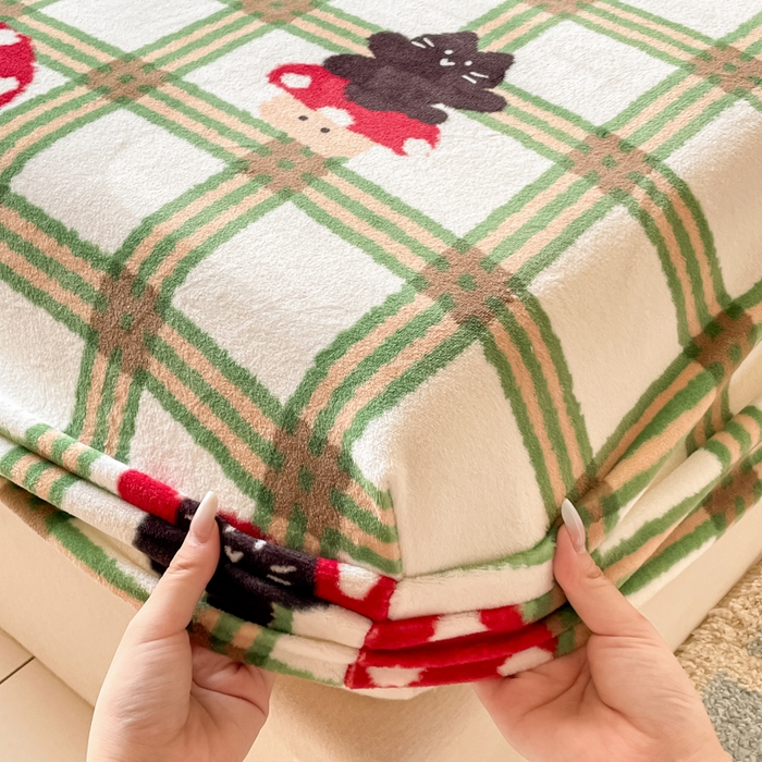 91家纺网 家纺一手货源 找家纺 爱彼家纺 2025新款高克重牛奶绒卡通床笠单床笠单件 蘑喵小格