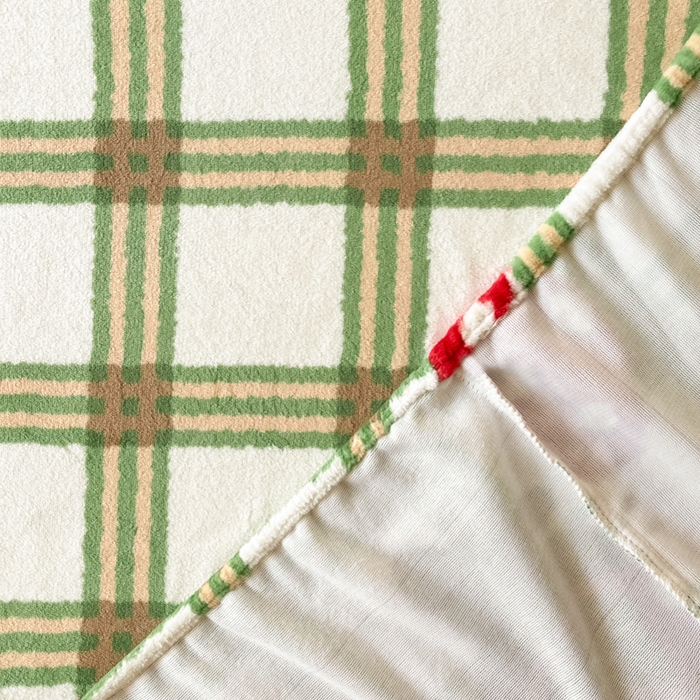 91家纺网 家纺一手货源 找家纺 爱彼家纺 2025新款高克重牛奶绒卡通床笠单床笠单件 蘑喵小格