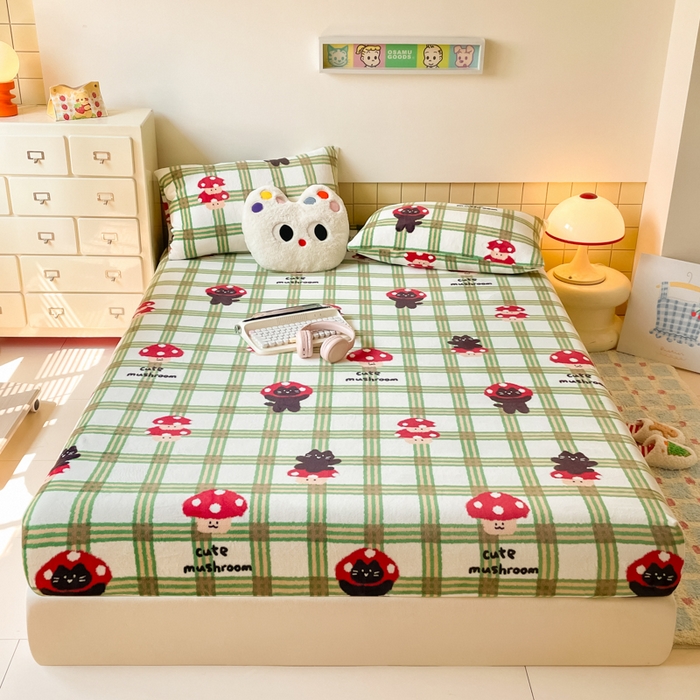 91家纺网 家纺一手货源 找家纺 爱彼家纺 2025新款高克重牛奶绒卡通床笠单床笠单件 蘑喵小格