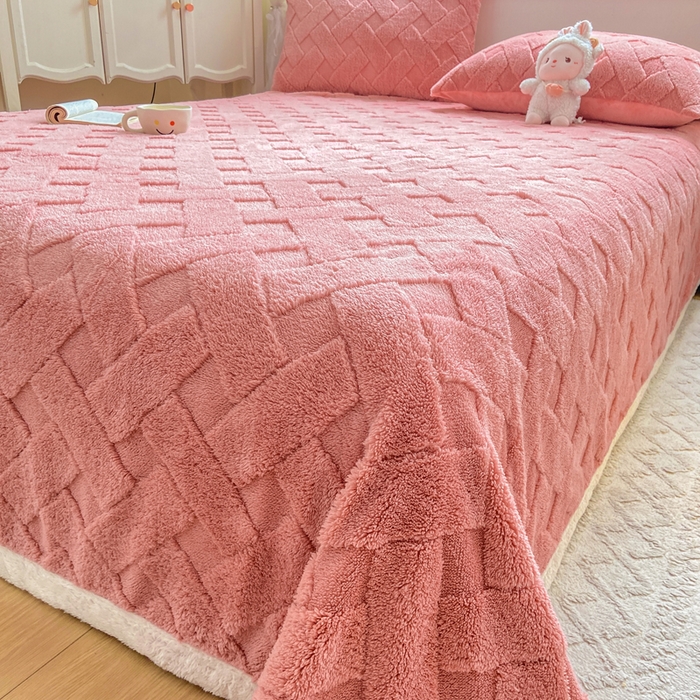 91家纺网 家纺一手货源 找家纺 （总）耐思家纺 2025新款加厚提花兔绒塔芙绒单品床单系列