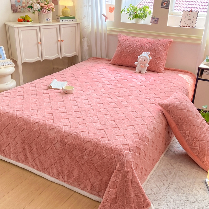 91家纺网 家纺一手货源 找家纺 （总）耐思家纺 2025新款加厚提花兔绒塔芙绒单品床单系列