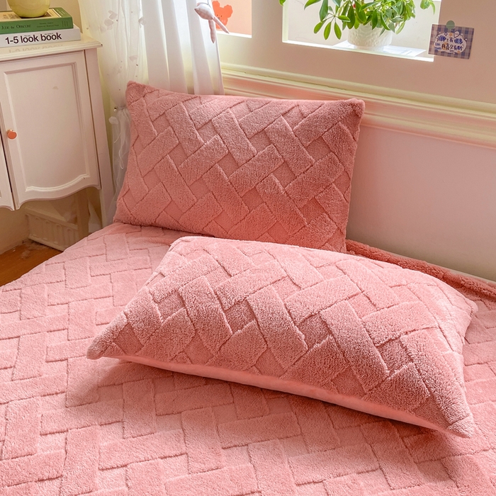 91家纺网 家纺一手货源 找家纺 （总）耐思家纺 2025新款加厚提花兔绒塔芙绒单品床单系列