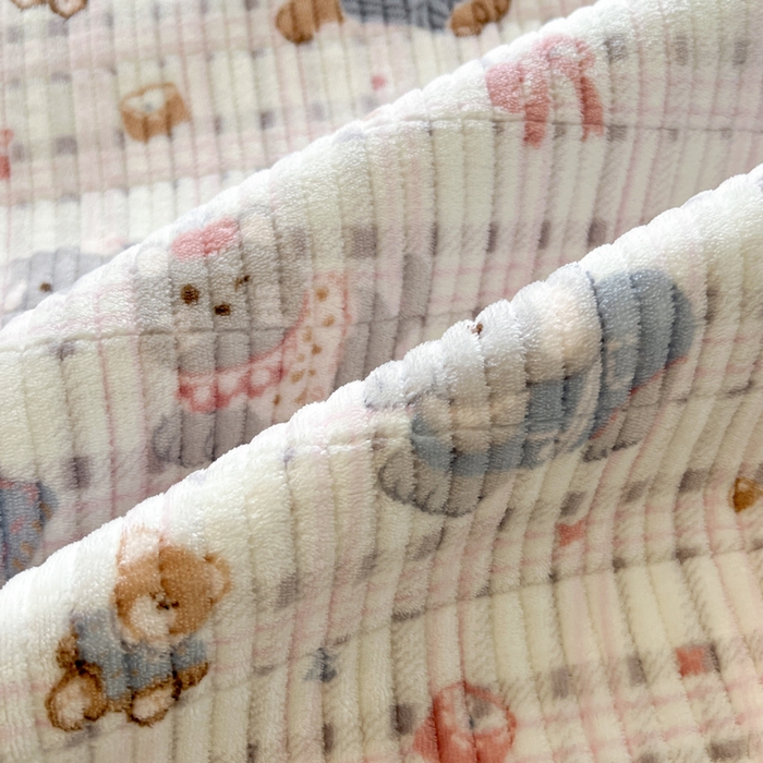 91家纺网 家纺一手货源 找家纺 茉夕家纺 2025新款2025跑量双层纱牛奶绒印花床盖 床盖单件 彩点小象