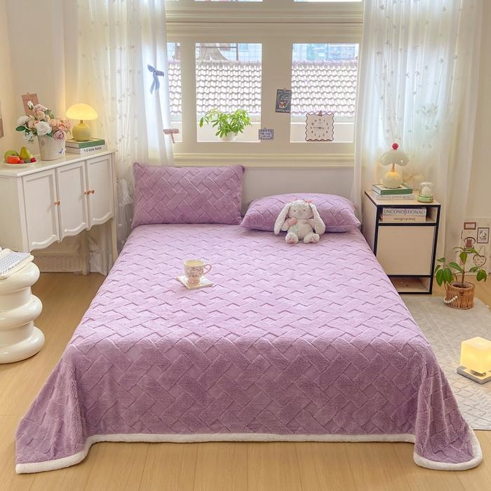 91家纺网 家纺一手货源 找家纺 耐思家纺 2025新款加厚提花兔绒塔芙绒单品床单系列 香芋紫