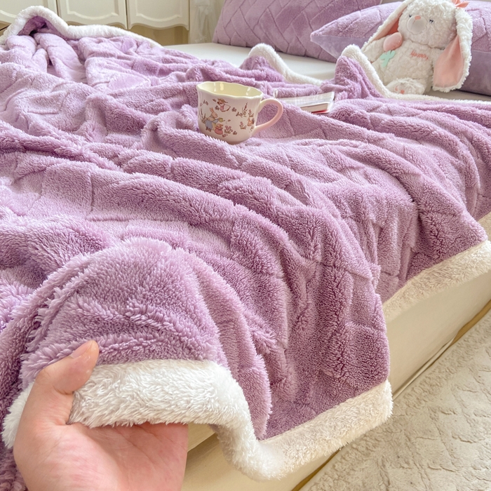 91家纺网 家纺一手货源 找家纺 耐思家纺 2025新款加厚提花兔绒塔芙绒单品床单系列 香芋紫