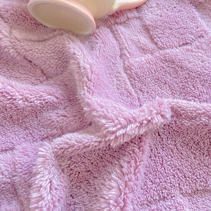 91家纺网 家纺一手货源 找家纺 耐思家纺 2025新款加厚提花兔绒塔芙绒单品床单系列 香芋紫