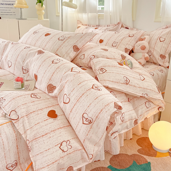 91家纺网 家纺一手货源 找家纺 笠裙家纺 2025新款A类水洗棉韩版S边花边印花床裙四件套 爱心蝴蝶结