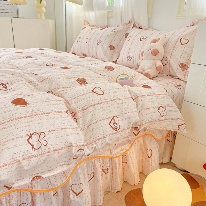 91家纺网 家纺一手货源 找家纺 笠裙家纺 2025新款A类水洗棉韩版S边花边印花床裙四件套 爱心蝴蝶结