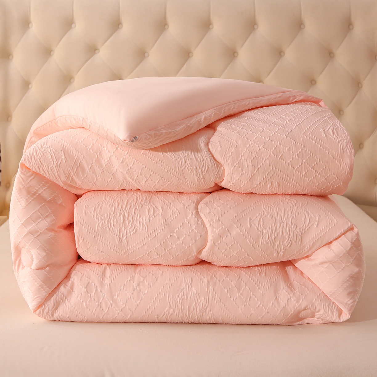 91家纺网 家纺一手货源 找家纺 金泰莱 2025新款A类针织提花羊毛被冬被被子被芯 针织提花-粉色