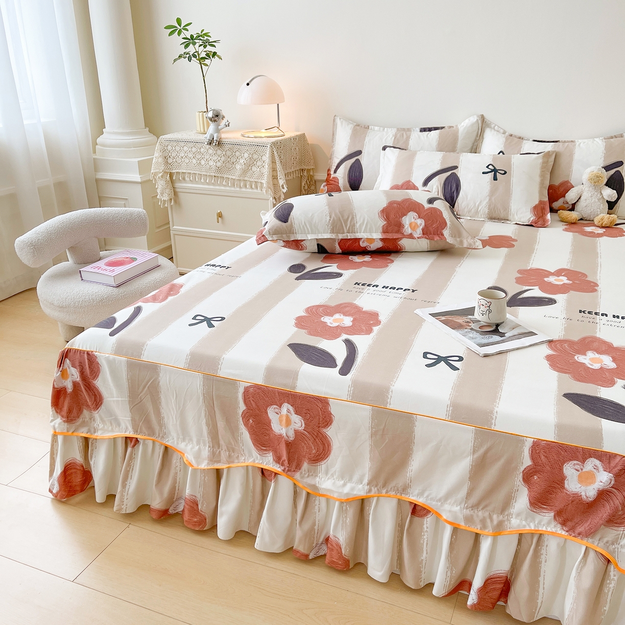 91家纺网 家纺一手货源 找家纺 笠裙家纺 2025新款A类水洗棉韩版S边花边印花床裙四件套 宠爱