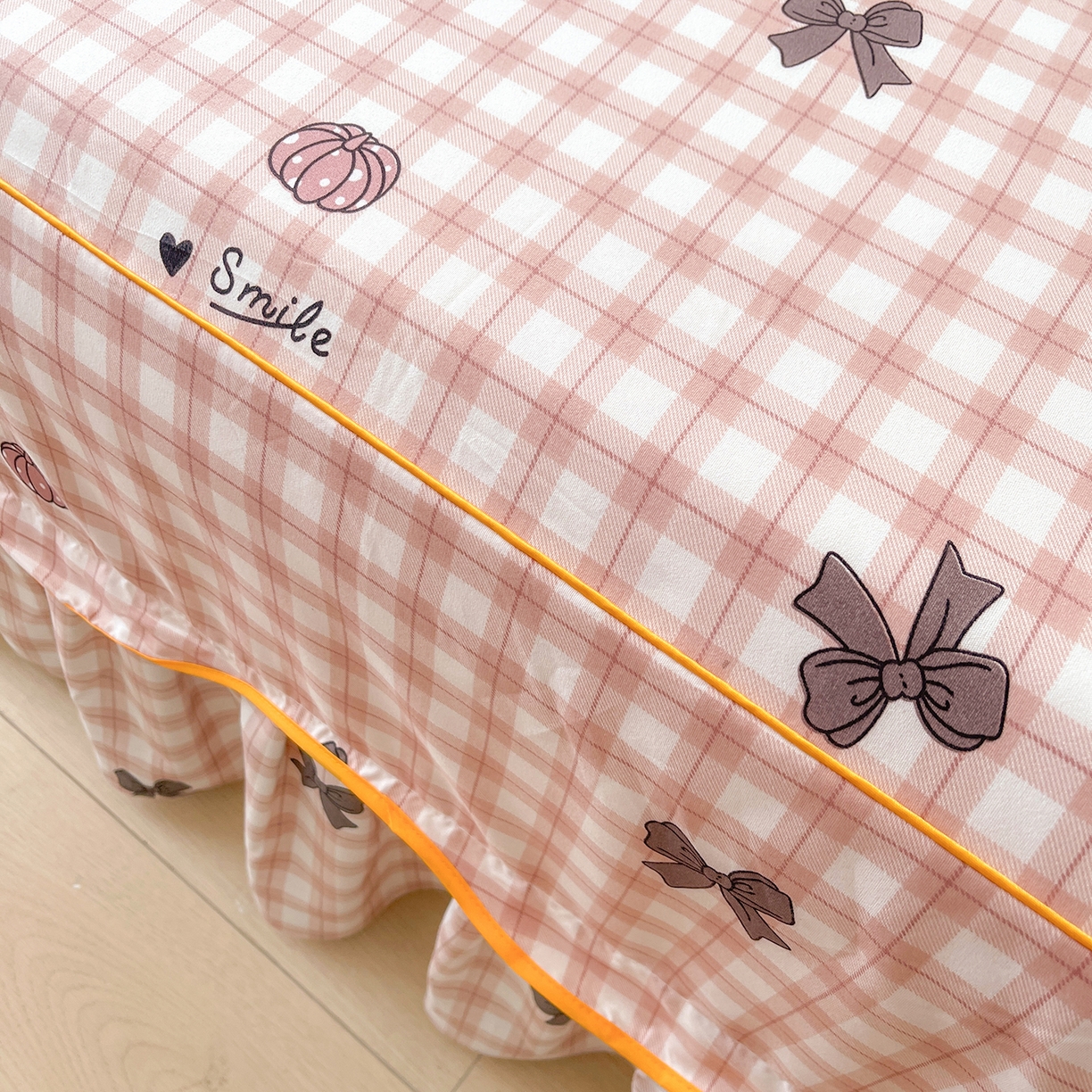 91家纺网 家纺一手货源 找家纺 笠裙家纺 2025新款A类水洗棉韩版S边花边印花床裙四件套 蝶恋