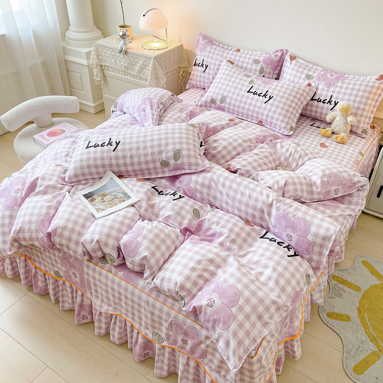 91家纺网 家纺一手货源 找家纺 笠裙家纺 2025新款A类水洗棉韩版S边花边印花床裙四件套 花舞