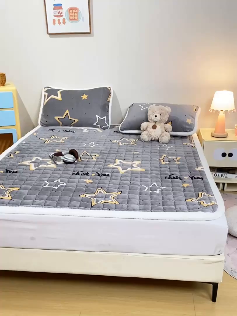 91家纺网 家纺一手货源 找家纺 梦初语 2025新款冬季珊瑚绒牛奶绒加厚床护垫褥子软垫学生宿舍-直播爆款（200克夹棉加厚款） 繁星