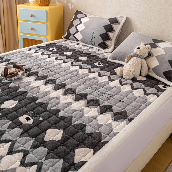 91家纺网 家纺一手货源 找家纺 梦初语 2025新款冬季珊瑚绒牛奶绒加厚床护垫褥子软垫学生宿舍-直播爆款（200克夹棉加厚款） 格调