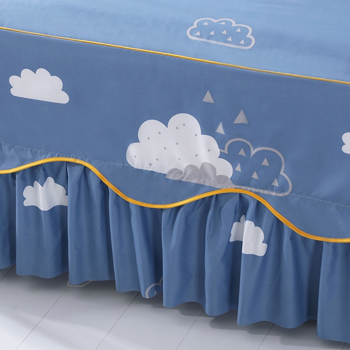 91家纺网 家纺一手货源 找家纺 笠裙家纺 2025新款A类水洗棉韩版S边花边印花床裙四件套 漫步云端