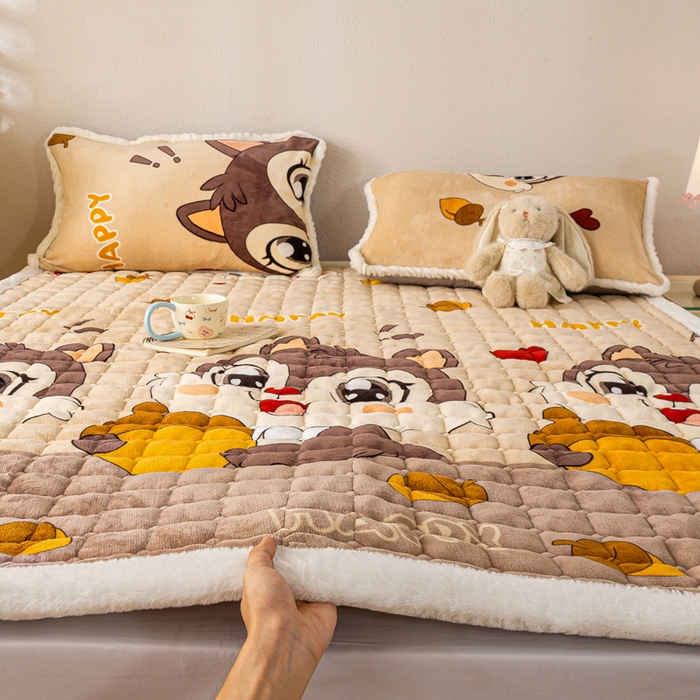 91家纺网 家纺一手货源 找家纺 梦初语 2025新款冬季珊瑚绒牛奶绒加厚床护垫褥子软垫学生宿舍-直播爆款（200克夹棉加厚款） 顽皮鼠